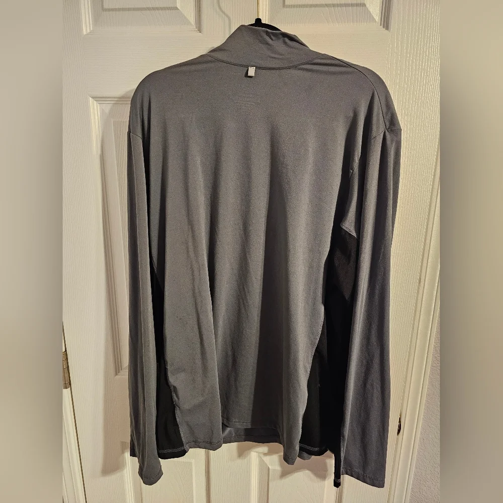 Balance Collection Men's Gray and Black Lightweight Jacket